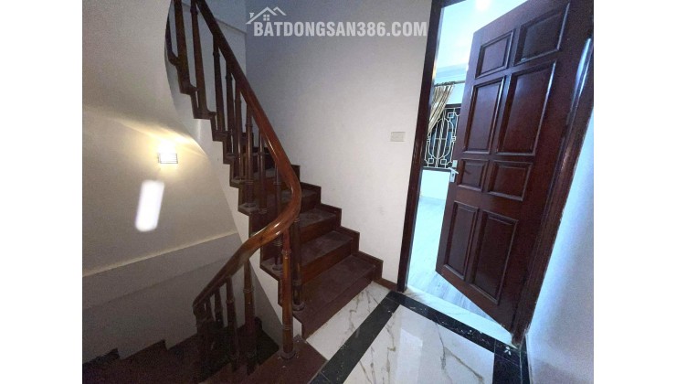 Nhà tôi cho thuê nhà, 140m2- 8T, Đào Duy Từ, Mã Mây, Hàng Bạc -70 tr